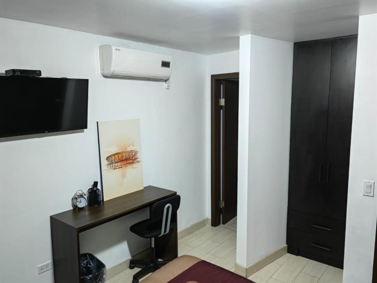 Casa Cacho Hotel Tijuana Eksteriør billede